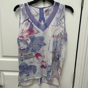 LUCKY IN LOVE TENNIS TANK MED